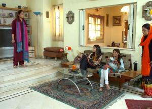 Makafat Season 5 - Pyari Phuppo - Part 01 - HAR PAL GEO