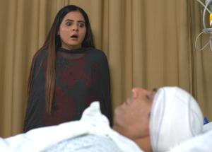 Behroop Mega Episode 96 - Zubab Rana - Asad Siddiqui - Beenish Chauhan - 15th July 2023