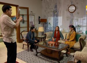 Girhein Episode 86 - Haris Waheed - Sehar Afzal - Hashaam Khan - 17th December 2024 - HAR PAL GEO